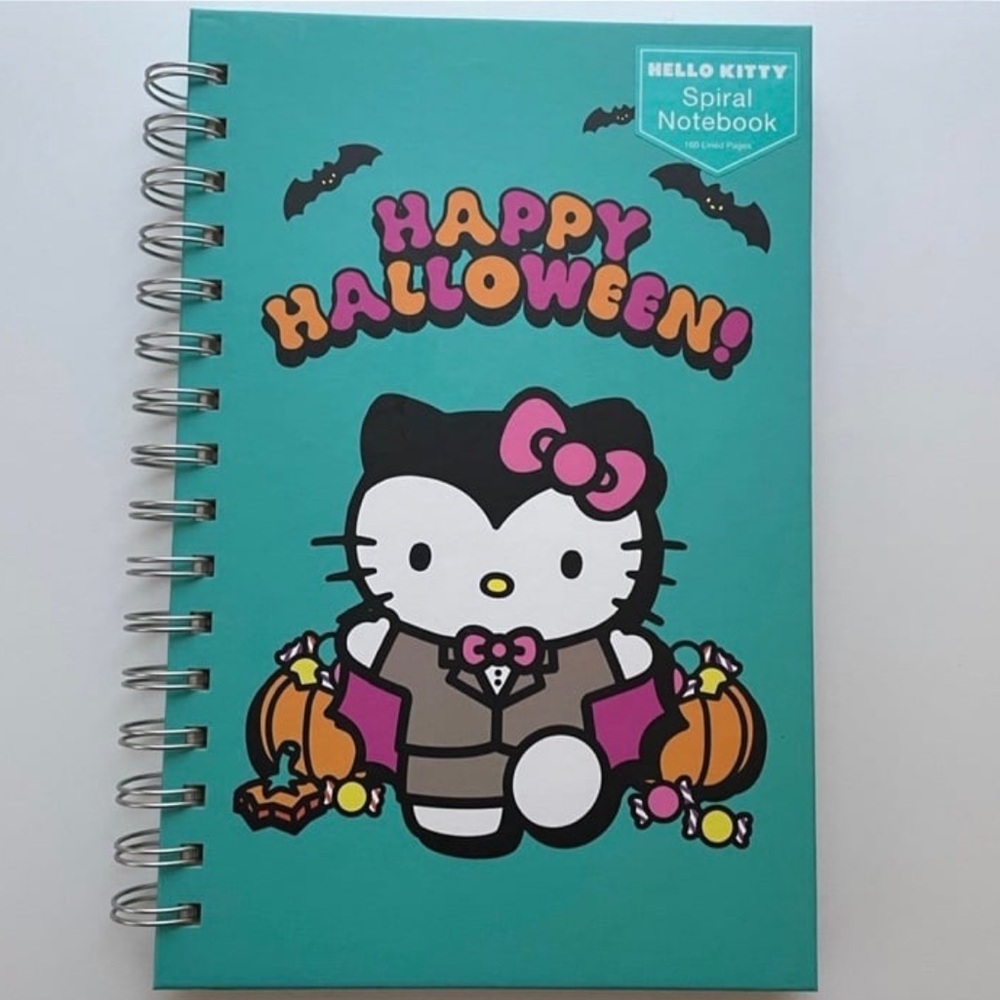 Hello Kitty vampire halloween journal